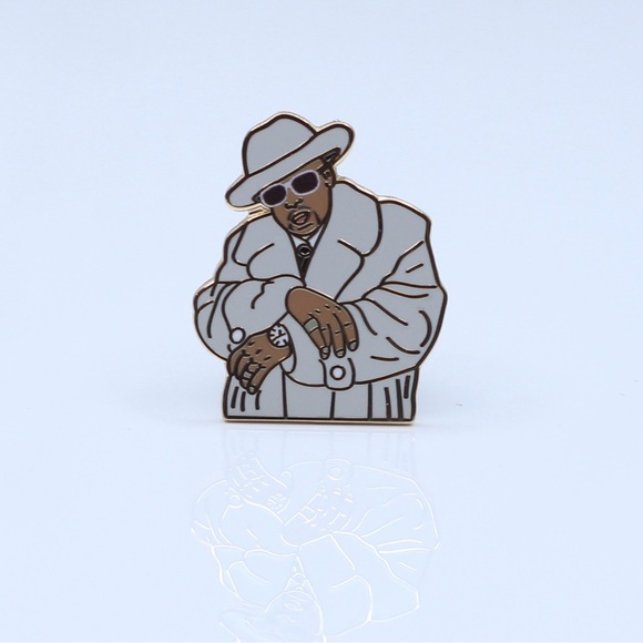 Tony Snow (pimp-c) player Stylish White and Gold Enamel Pin - Picture 9 of 11